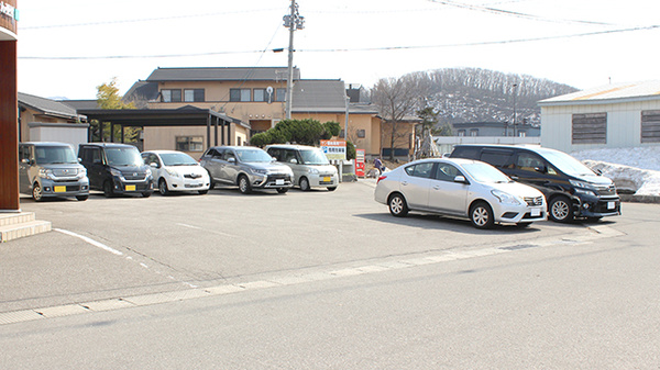 サン調剤薬局 東バイパス店の駐車場