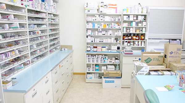 すずらん調剤薬局石江店の調剤室