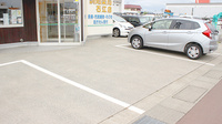 すずらん調剤薬局石江店の駐車場