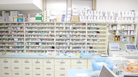 すずらん調剤薬局沖館店の薬棚