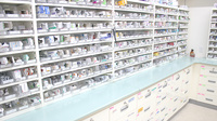 サン調剤薬局 新青森駅前店の薬棚