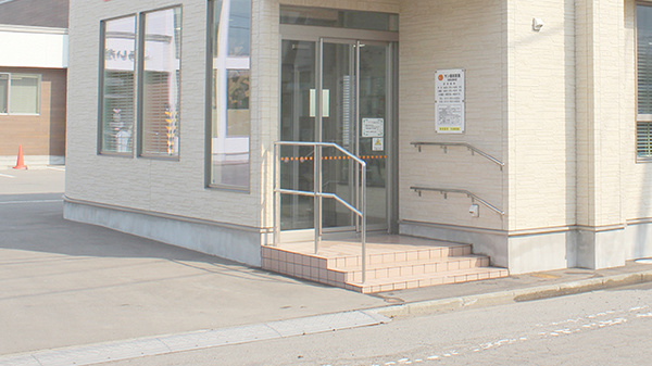 サン調剤薬局 合浦公園前店の入口