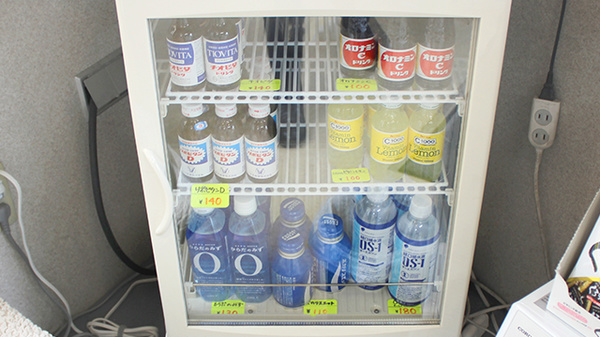 マエダ調剤薬局の飲食物