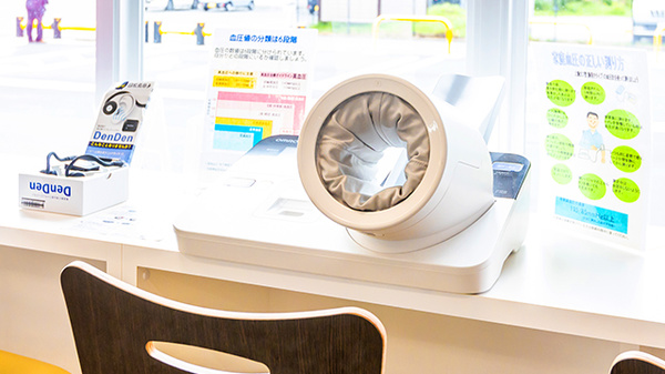テルス薬局　弘前東の血圧計