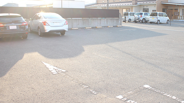 三本木薬局の駐車場