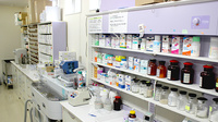 川内調剤薬局の薬棚
