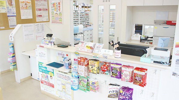 すずらん調剤薬局平賀店の受付/カウンター