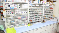 すずらん調剤薬局平賀店の薬棚