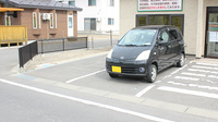 すずらん調剤薬局平賀店の駐車場