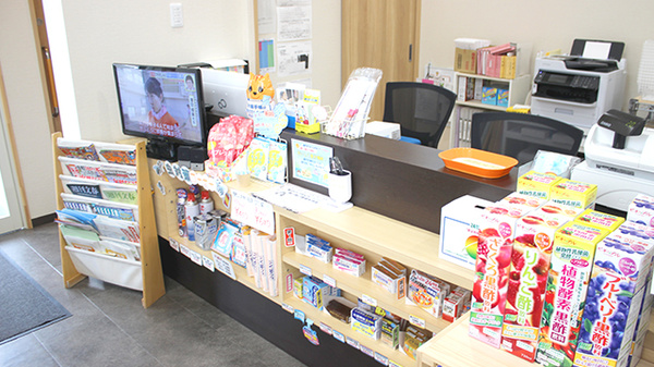 すずらん調剤薬局鯵ヶ沢店の受付/カウンター