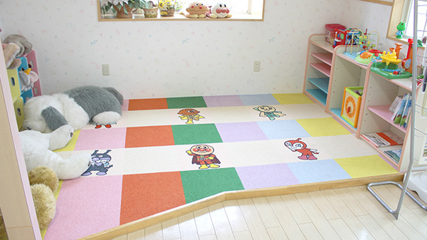 三戸薬局のキッズ用設備