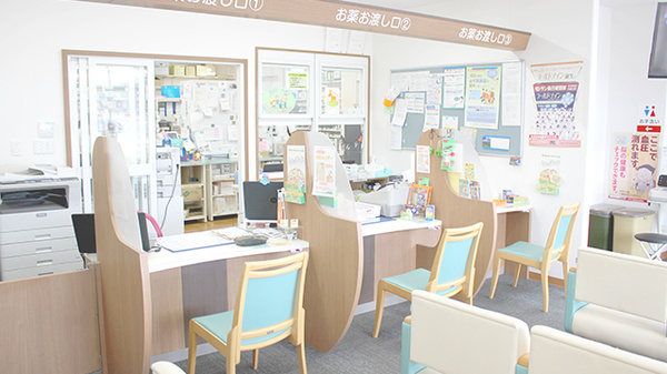 サンケア南部薬局の受付/カウンター