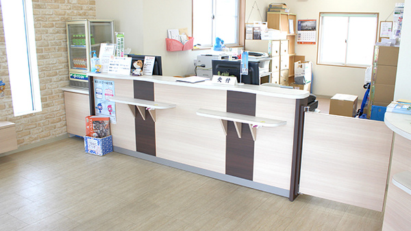 サンケア薬局 県立中部病院前店の受付/カウンター