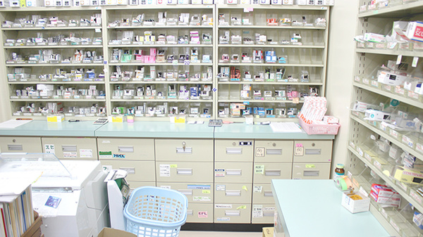 かりん薬局の調剤室