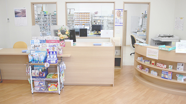 なでしこ薬局の受付/カウンター