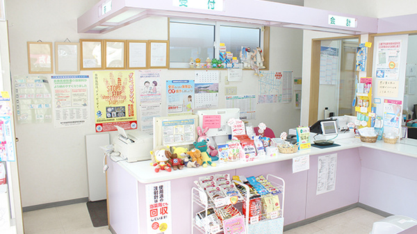 うさぎ調剤薬局の受付/カウンター