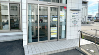 有限会社サンライズ薬局の入口