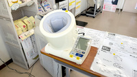 有限会社サンライズ薬局の血圧計