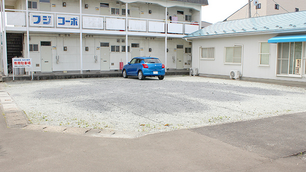 あさひ薬局の駐車場