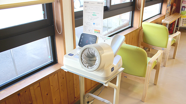 つばさ薬局船岡店の血圧計
