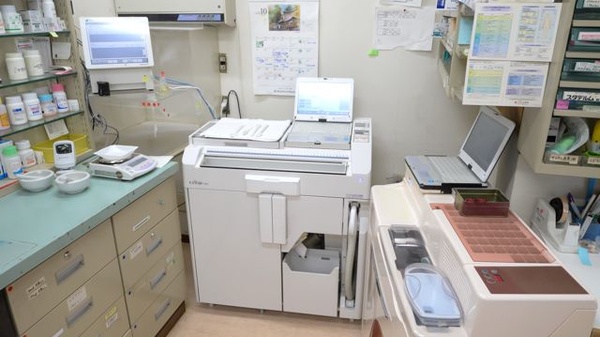 ファミリー薬局の調剤器具