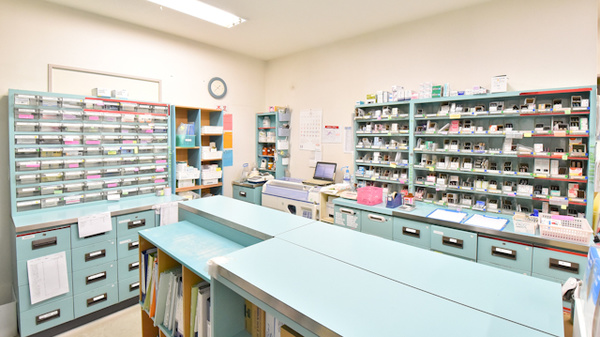 マリーン調剤薬局　木町通店の調剤室