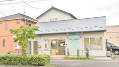 マリーン調剤薬局　落合店の外観