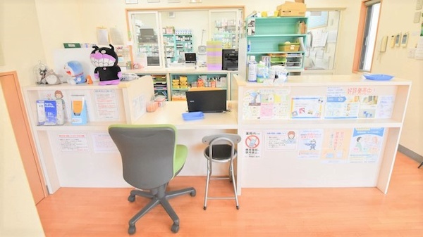 マリーン調剤薬局　落合店の受付/カウンター