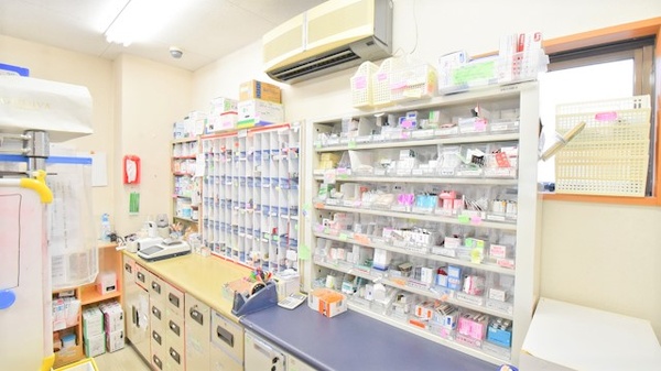 マリーン調剤薬局　富沢店の薬棚