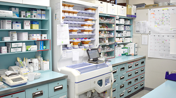 マリーン調剤薬局　南光台中央店の調剤室