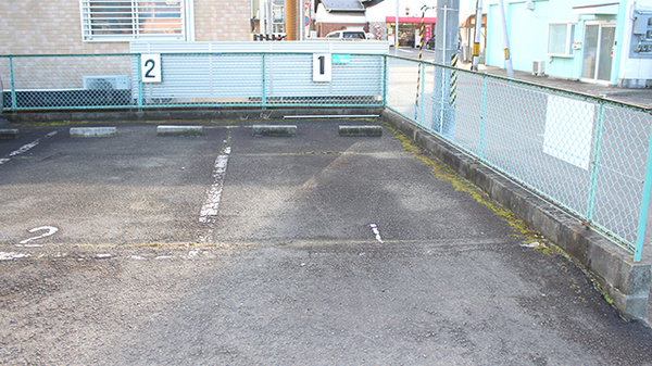 マリーン調剤薬局　南光台店の駐車場