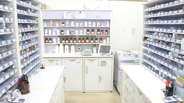 ホテヤ薬局観音堂店の調剤室