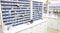 ホテヤ薬局観音堂店の薬棚