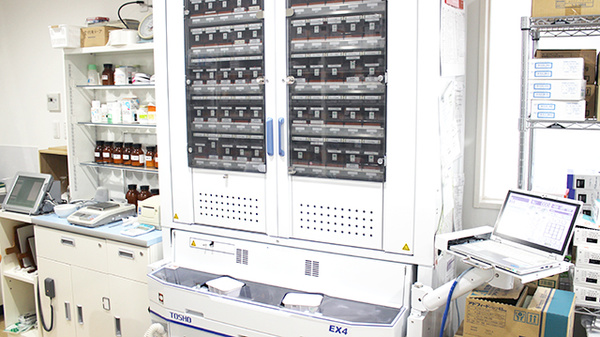 ホテヤ薬局東台店の調剤器具
