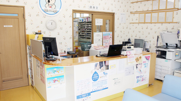池田薬局　コアラ調剤の受付/カウンター