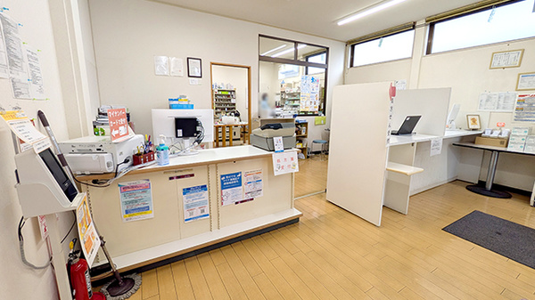 かすが薬局の受付/カウンター