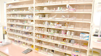 救済堂薬局上山店の薬棚