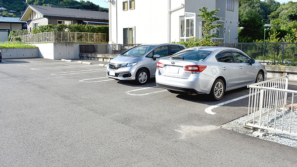 けやき薬局軽井沢店の駐車場