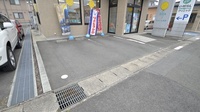 スマイル薬局長岡店の駐車場