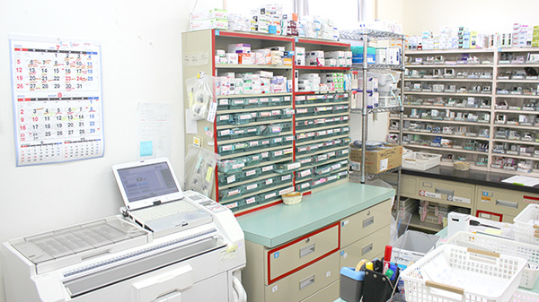 ホープ薬局　天童店の調剤室