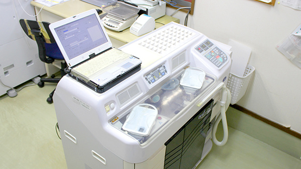 アップル薬局　美女木店の調剤器具