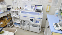 宝山堂薬局おうぎ町店の調剤器具