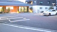 すず薬局　かおりやま店の駐車場