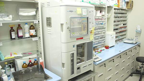 山口薬局本町店の調剤器具