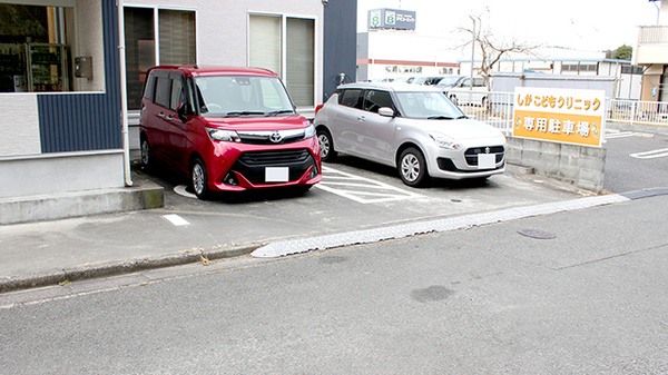 株式会社　ユモト薬局　鹿島店の駐車場