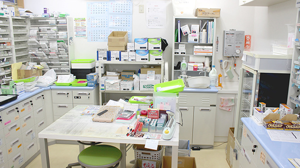 喜多方あいあい薬局の調剤室