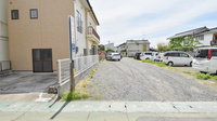 保原薬局国見店の駐車場