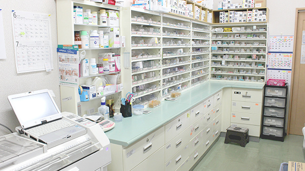 エンゼル薬局の調剤室