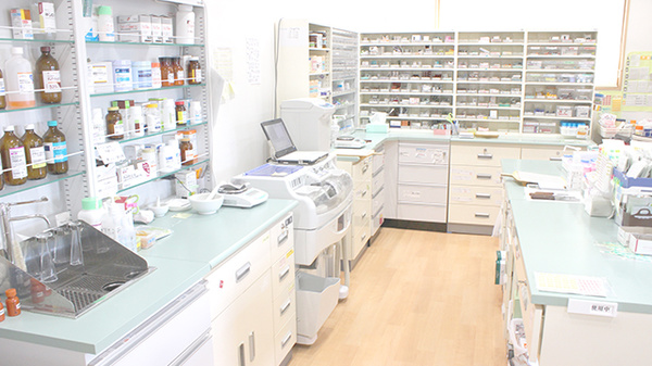 パンジー薬局の調剤室