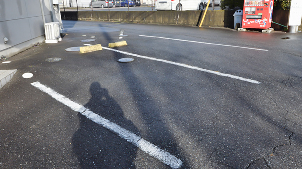 かりん薬局の駐車場